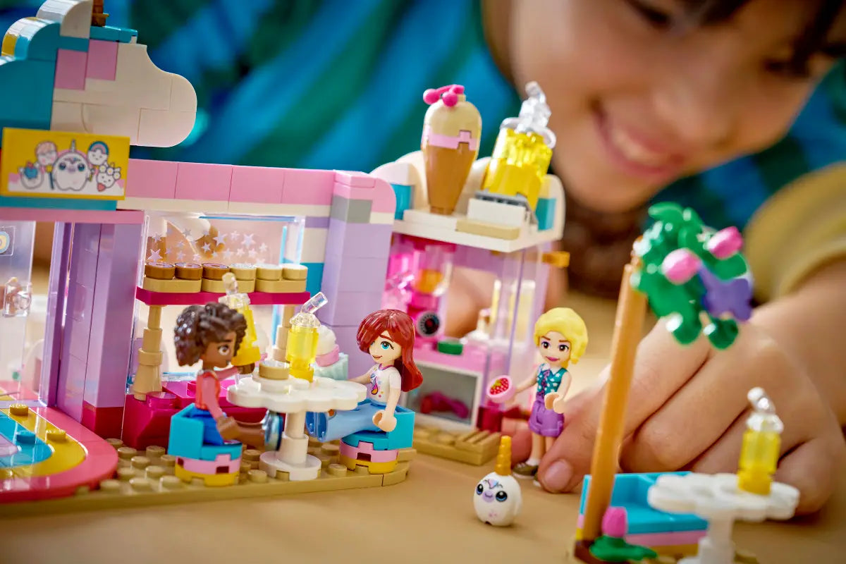 LEGO® Unicorn Dream Café 42684 | Friends