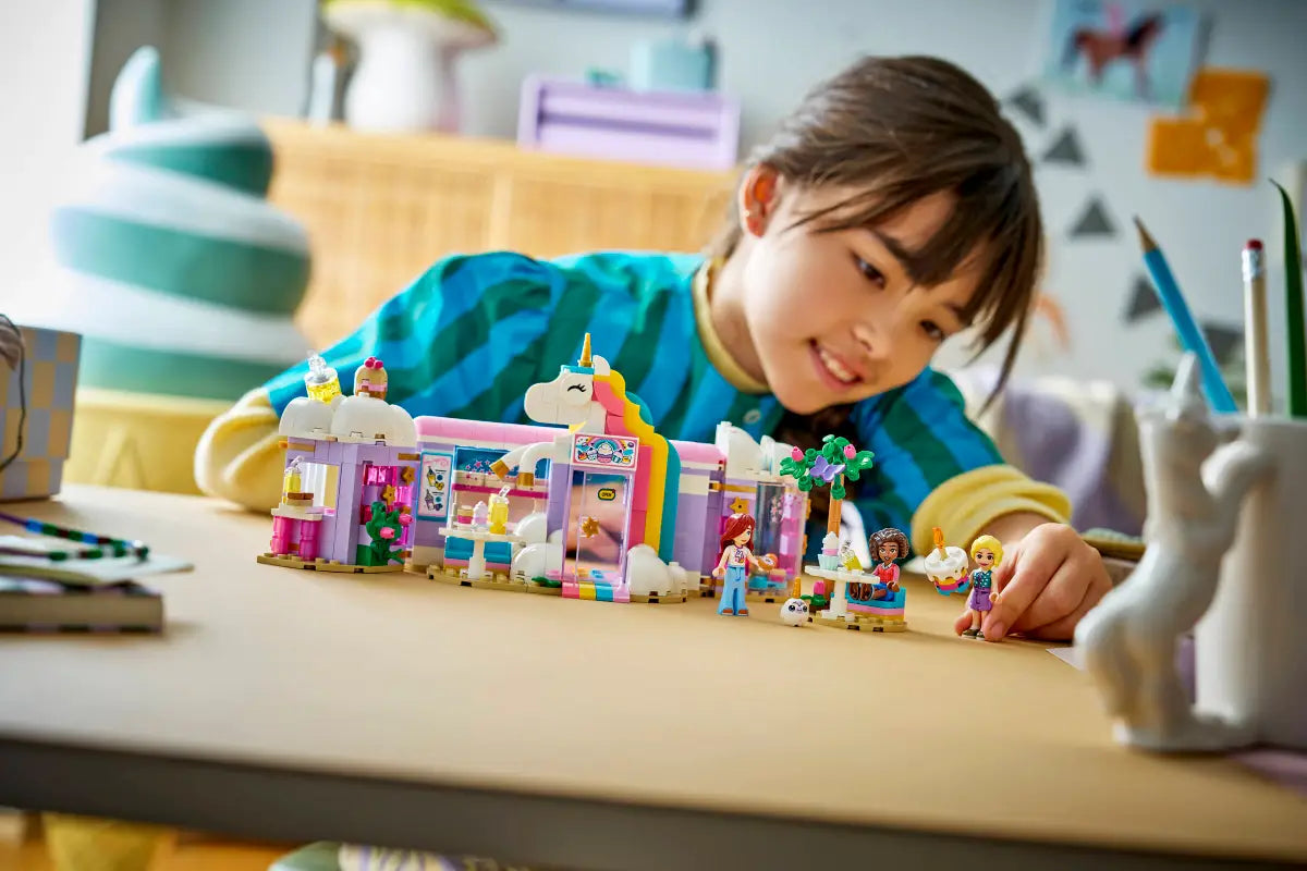 LEGO® Unicorn Dream Café 42684 | Friends