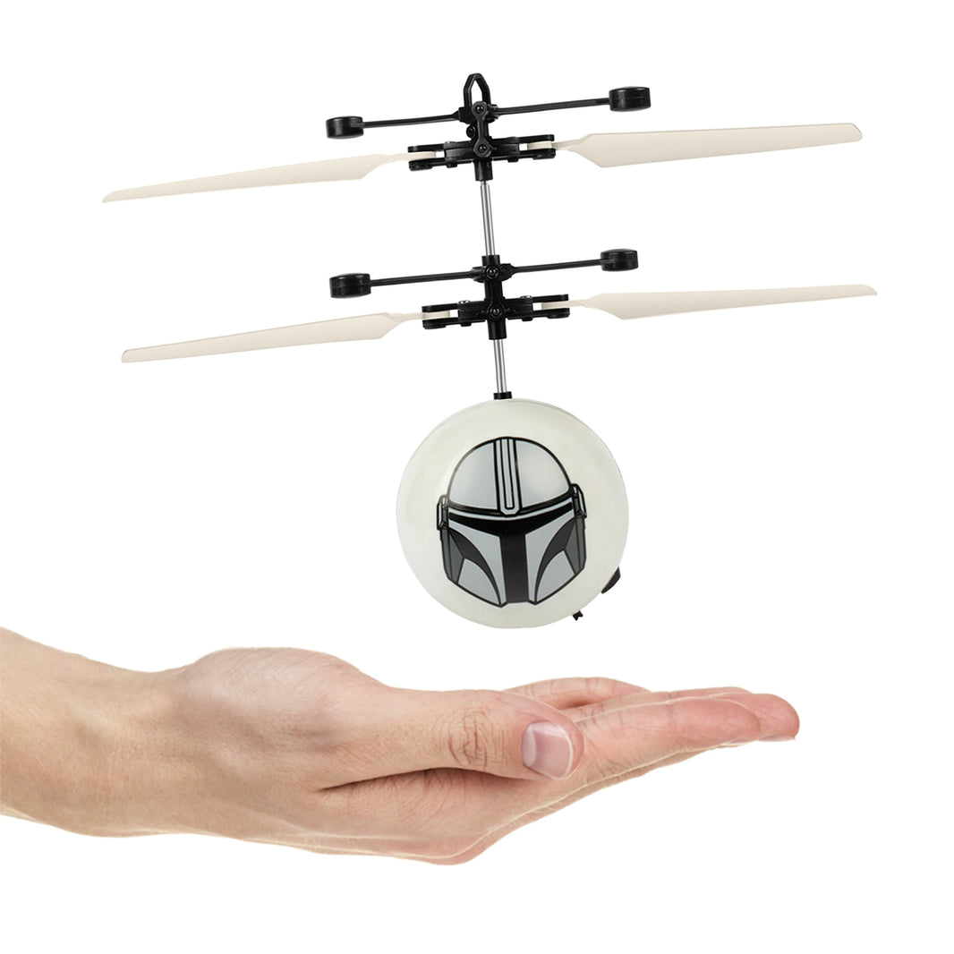 Star Wars The Mandalorian Mando UFO Heli Ball Helicopter