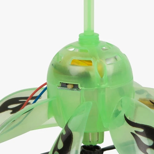 Hélicoptère IR en vol stationnaire